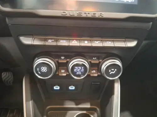 Dacia Duster ECO-G 100 4x2 Prestige + - Photo 21