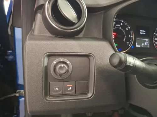 Dacia Duster ECO-G 100 4x2 Prestige + - Photo 23