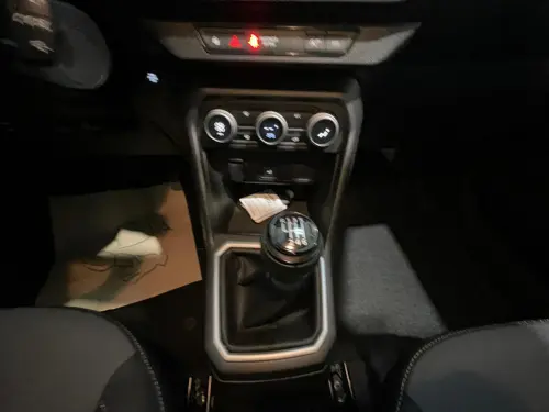 Dacia Jogger TCe 110 7 places Extreme - Photo 14