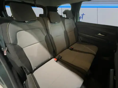 Dacia Jogger TCe 110 7 places Extreme - Photo 17