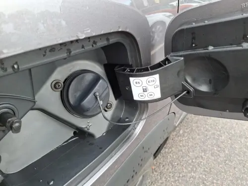 Renault Captur E-Tech 145 - 21 Intens - Photo 24