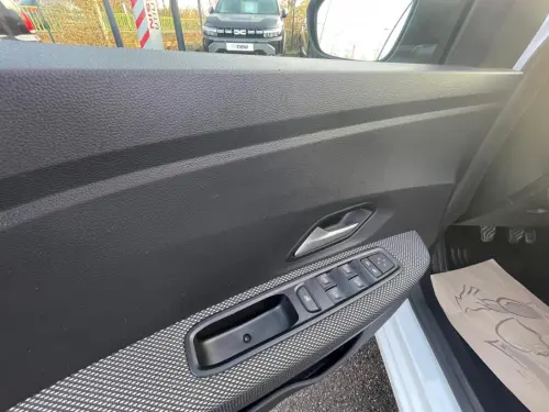 Dacia Sandero TCe 90 Expression - Photo 11