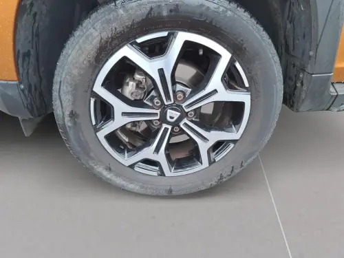 Dacia Duster ECO-G 100 4x2 Prestige - Photo 8