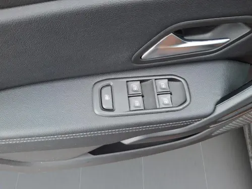 Dacia Duster ECO-G 100 4x2 Prestige - Photo 10