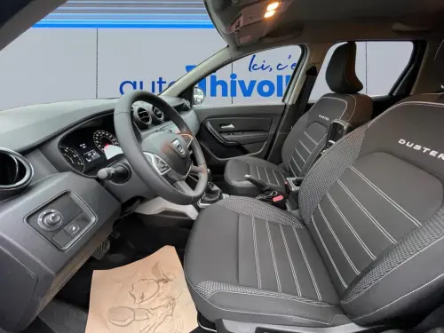 Dacia Duster TCe 150 FAP 4x2 EDC Prestige - Photo 9