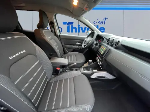 Dacia Duster TCe 150 FAP 4x2 EDC Prestige - Photo 16