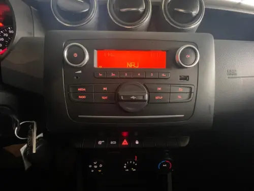 Dacia Duster ECO-G 100 4x2 Essentiel - Photo 20