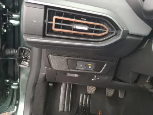 Dacia Sandero ECO-G 100 GSR2 Stepway Extreme + - Photo 22