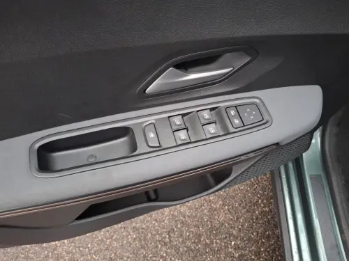 Dacia Jogger Hybrid 140 7 places GSR2 Extreme + - Photo 10