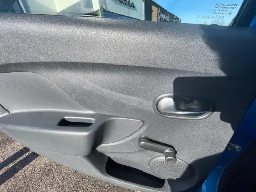 Dacia Sandero ECO-G 100 Stepway - Photo 13