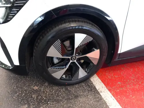 Renault Megane E-Tech Megane E-Tech EV40 130ch standard charge Equilibre - Photo 8