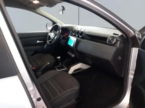 Dacia Duster ECO-G 100 4x2 Prestige + - Photo 16