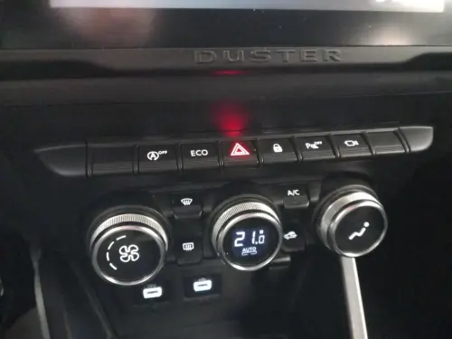 Dacia Duster ECO-G 100 4x2 Prestige + - Photo 21