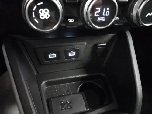 Dacia Duster ECO-G 100 4x2 Prestige + - Photo 22