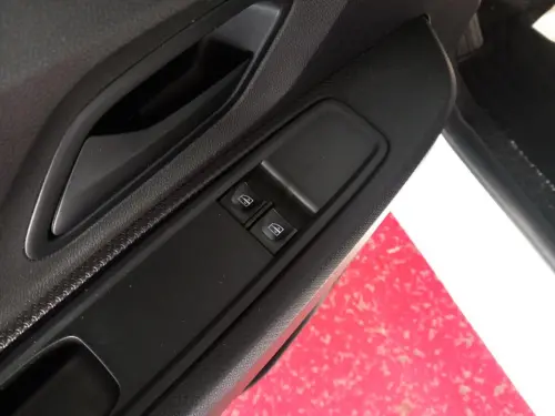 Dacia Sandero ECO-G 100 Essentiel - Photo 10