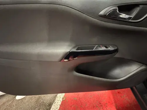 Opel Corsa 1.4 Turbo 100 ch Design 120 ans - Photo 10