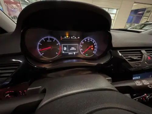 Opel Corsa 1.4 Turbo 100 ch Design 120 ans - Photo 13