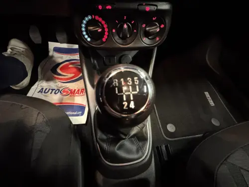 Opel Corsa 1.4 Turbo 100 ch Design 120 ans - Photo 24