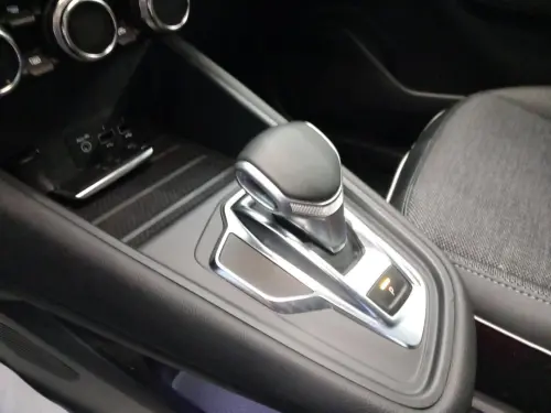 Renault Captur E-Tech Plug-in 160 Intens - Photo 14