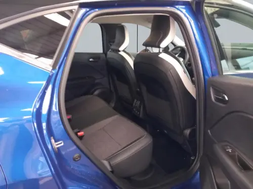 Renault Captur E-Tech full hybrid 145 Techno fast track - Photo 17