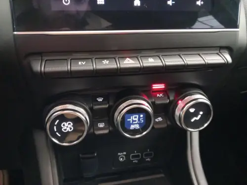 Renault Captur E-Tech full hybrid 145 Techno fast track - Photo 21