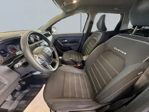 Dacia Duster ECO-G 100 4x2 Prestige + - Photo 9
