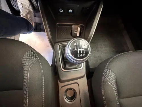 Dacia Duster ECO-G 100 4x2 Prestige + - Photo 23