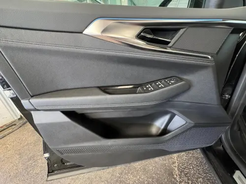 Renault Austral E-Tech hybrid 200 Iconic - Photo 10