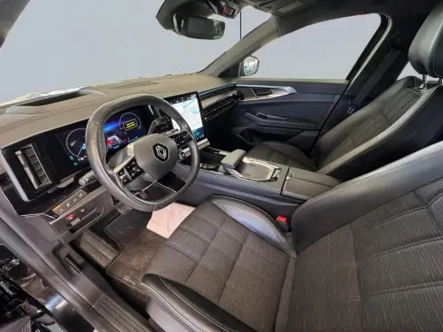 Renault Austral E-Tech hybrid 200 Iconic - Photo 11