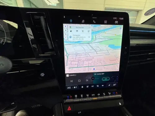 Renault Austral E-Tech hybrid 200 Iconic - Photo 20