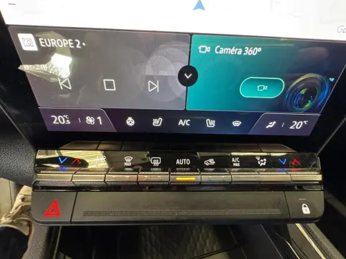 Renault Austral E-Tech hybrid 200 Iconic - Photo 21