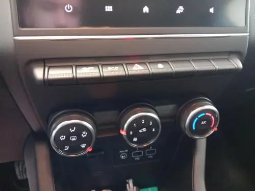 Renault Clio Clio TCe 90 Equilibre - Photo 21