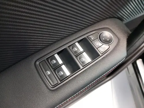 Renault Captur TCe 160 EDC - 21B R.S. Line - Photo 10