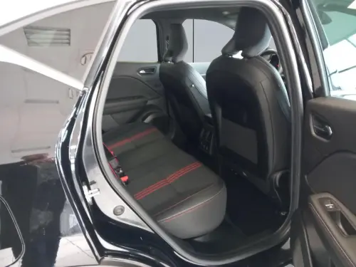 Renault Captur TCe 160 EDC - 21B R.S. Line - Photo 17