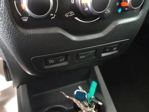 Dacia Lodgy TCe 115 7 places Advance - Photo 23