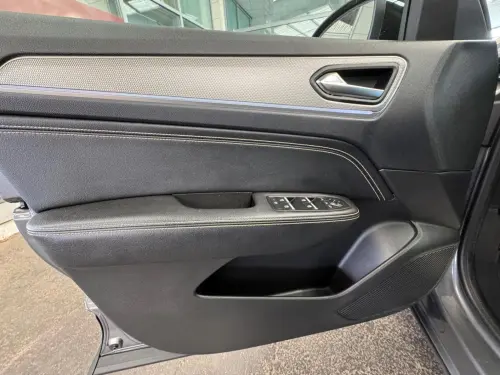 Renault Arkana E-Tech 145 - 23 Techno - Photo 10