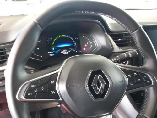 Renault Captur E-Tech hybride 145 Techno - Photo 13