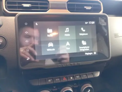 Dacia Duster TCe 150 4x2 EDC Extreme - Photo 23