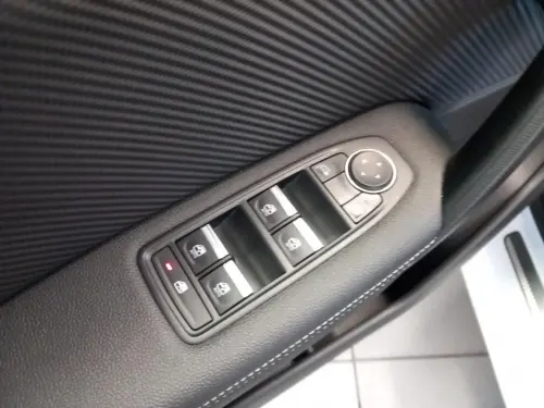 Renault Captur E-Tech hybride 145 Engineered - Photo 10