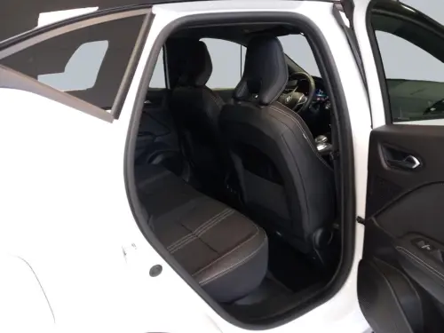 Renault Captur E-Tech hybride 145 Engineered - Photo 17