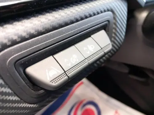 Renault Captur E-Tech hybride 145 Engineered - Photo 21