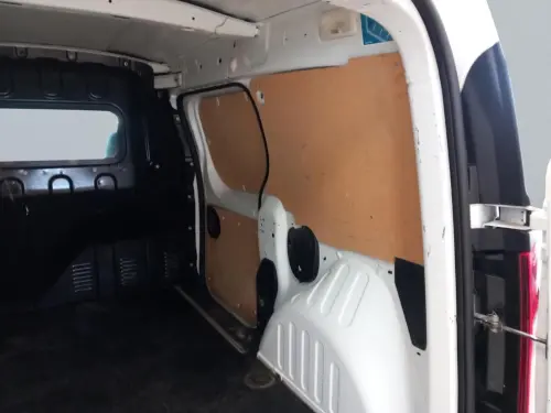 Renault Kangoo BLUE DCI 95 - 22 CONFORT - Photo 17