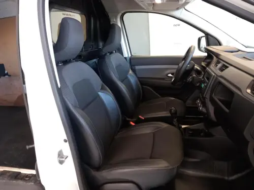 Renault Kangoo BLUE DCI 95 - 22 CONFORT - Photo 19