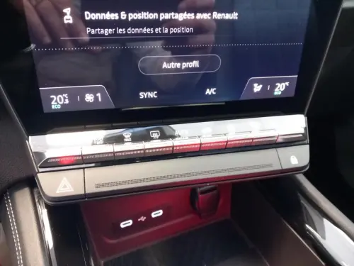 Renault Austral E-Tech hybrid 200 Techno - Photo 22