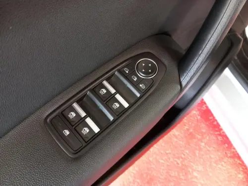 Renault Captur TCe 140 EDC Intens - Photo 10