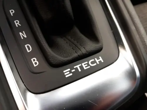 Renault Captur E-Tech hybride 145 Techno - Photo 24