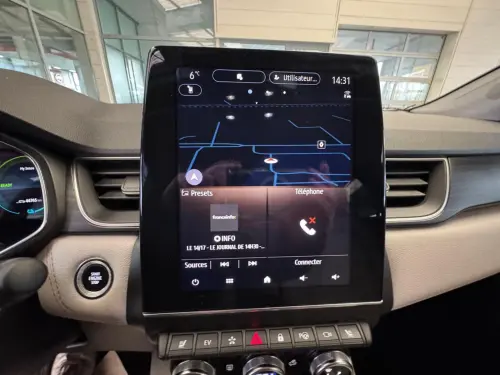 Renault Captur E-Tech hybride 145 Iconic - Photo 20