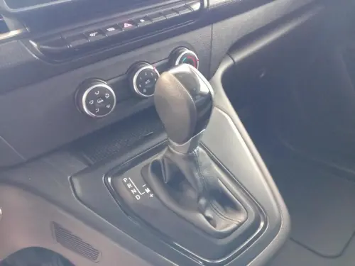 Renault Kangoo BLUE DCI 115 EDC GRAND CONFORT - 22 - Photo 14