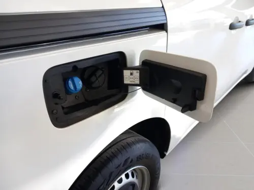 Renault Kangoo BLUE DCI 115 EDC GRAND CONFORT - 22 - Photo 17