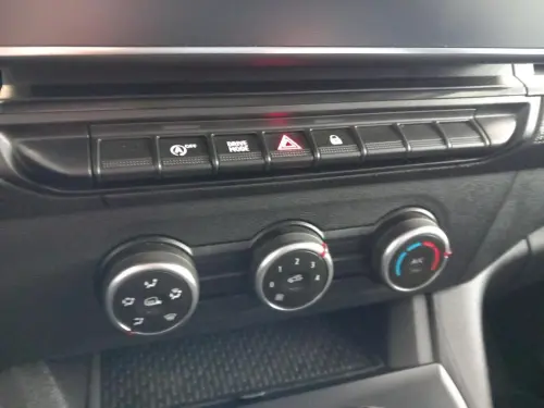 Renault Kangoo BLUE DCI 115 EDC GRAND CONFORT - 22 - Photo 20